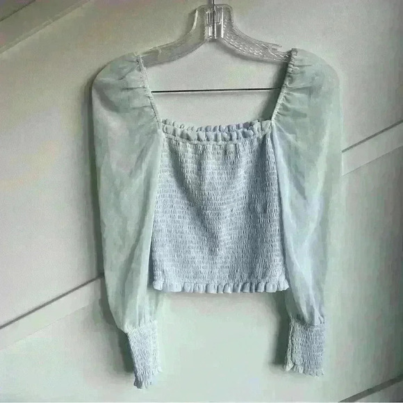 Wilfred Aritzia Saga Smocked Blouse Aura Blue Light Glow size XXS - Picture 9 of 9